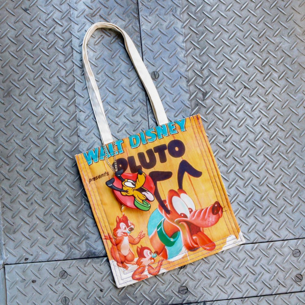 【ACCOMMODE】『プルート』 プルート ポスターアートトート (D-SK1441/BR)