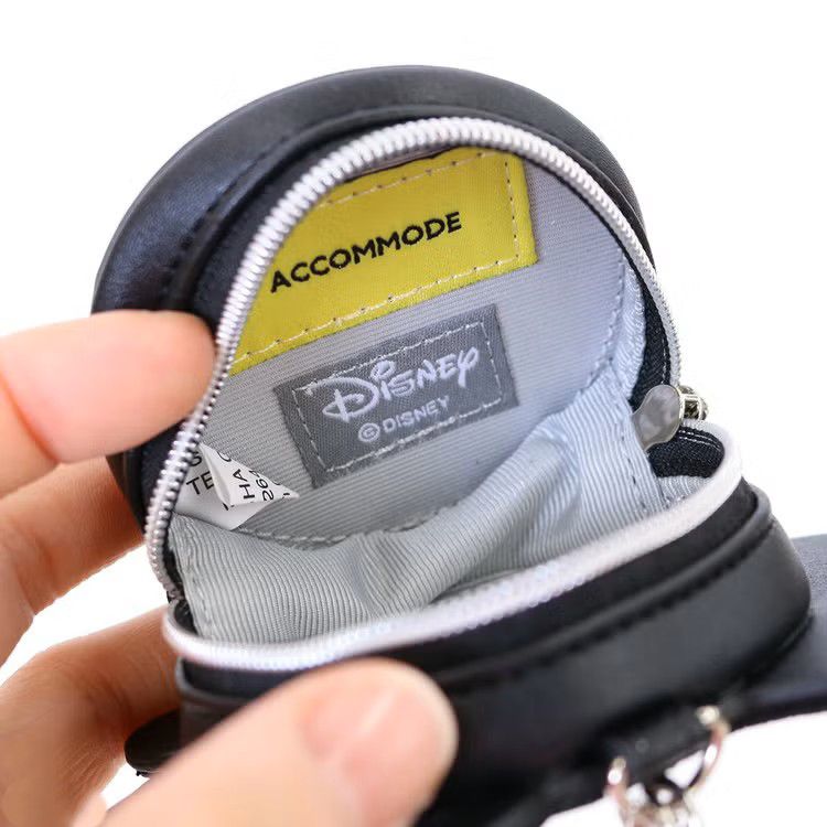 【ACCOMMODE】『ピノキオ』フィガロ ダイカットポーチチャーム (D-LY004/FG)