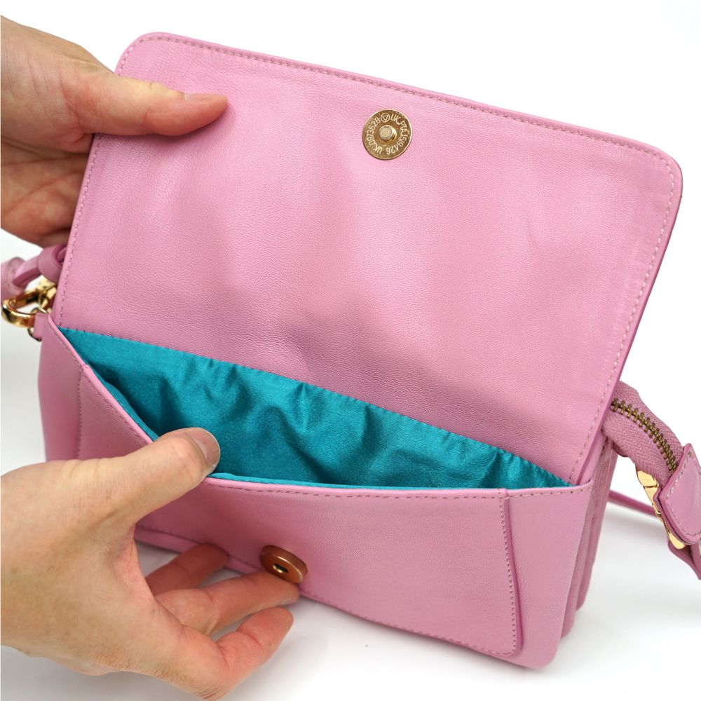 【tamaoworld】刺繍お財布ポシェット Alice in Wonderland pink