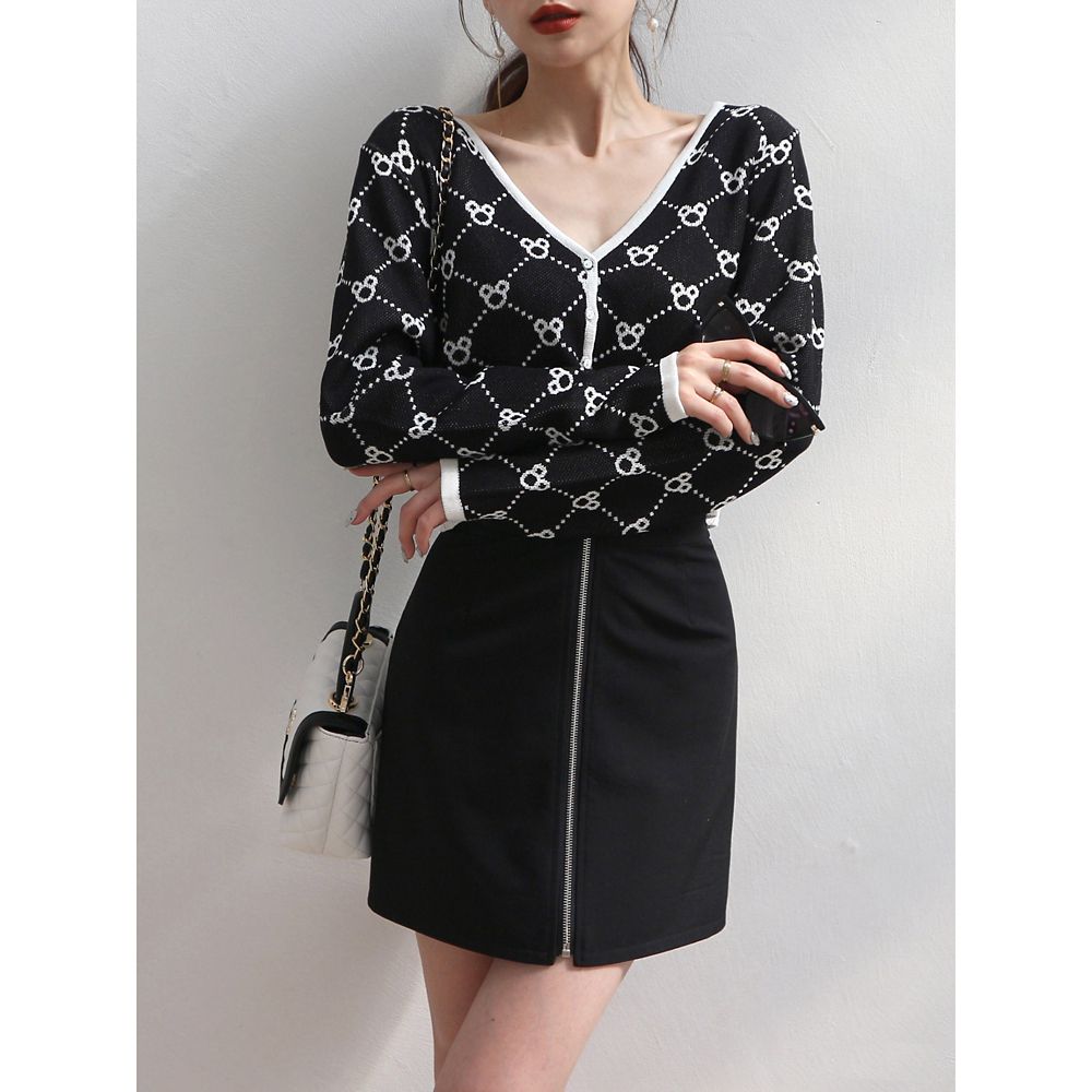 【さりげなミッキー】配色ジャガードニットカーディガン(ROYAL PARTY)