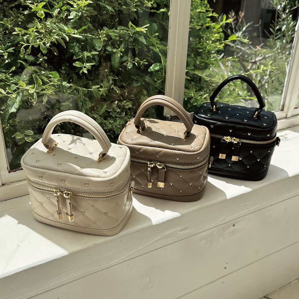 【Disney】さりげなミッキー / キルティングミニポシェット(mytwilight)