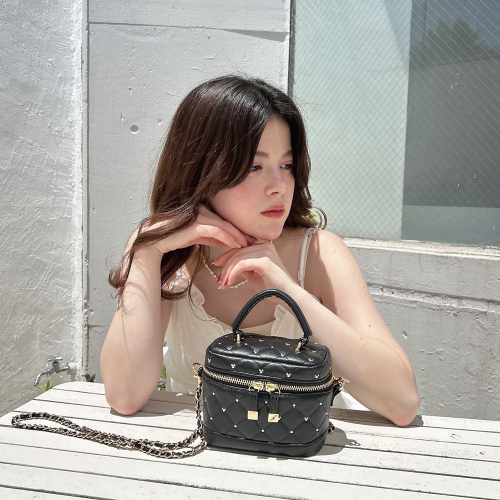 【Disney】さりげなミッキー / キルティングミニポシェット(mytwilight)