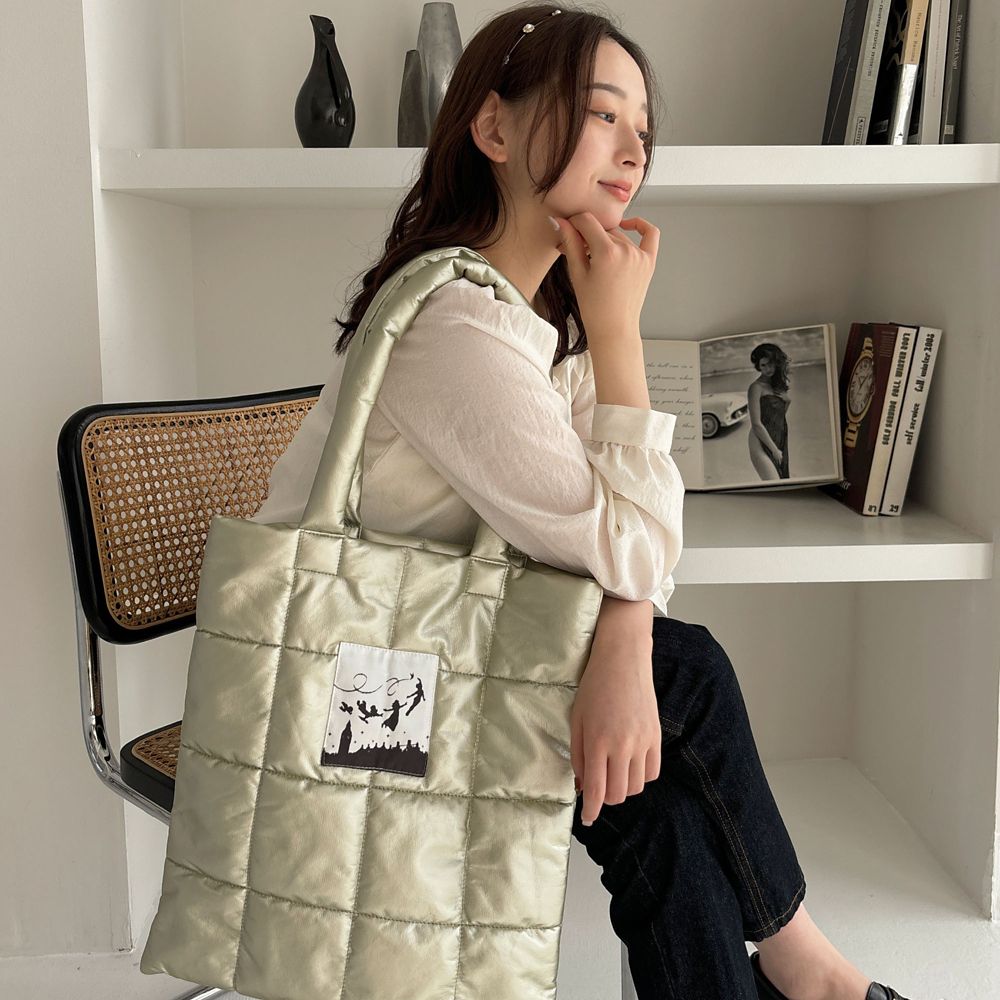 【Disney】Peter Pan / シャイニー キルティング トートバッグ(mytwilight)