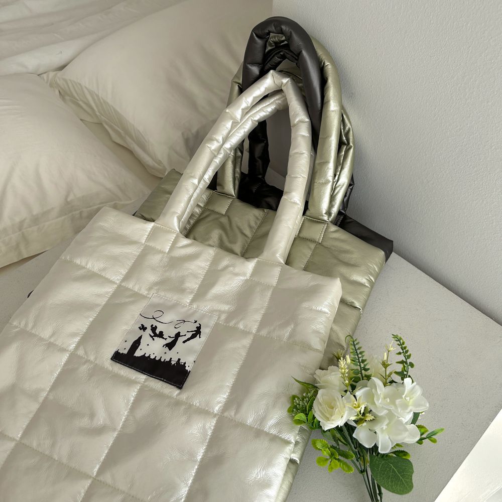 【Disney】Peter Pan / シャイニー キルティング トートバッグ(mytwilight)