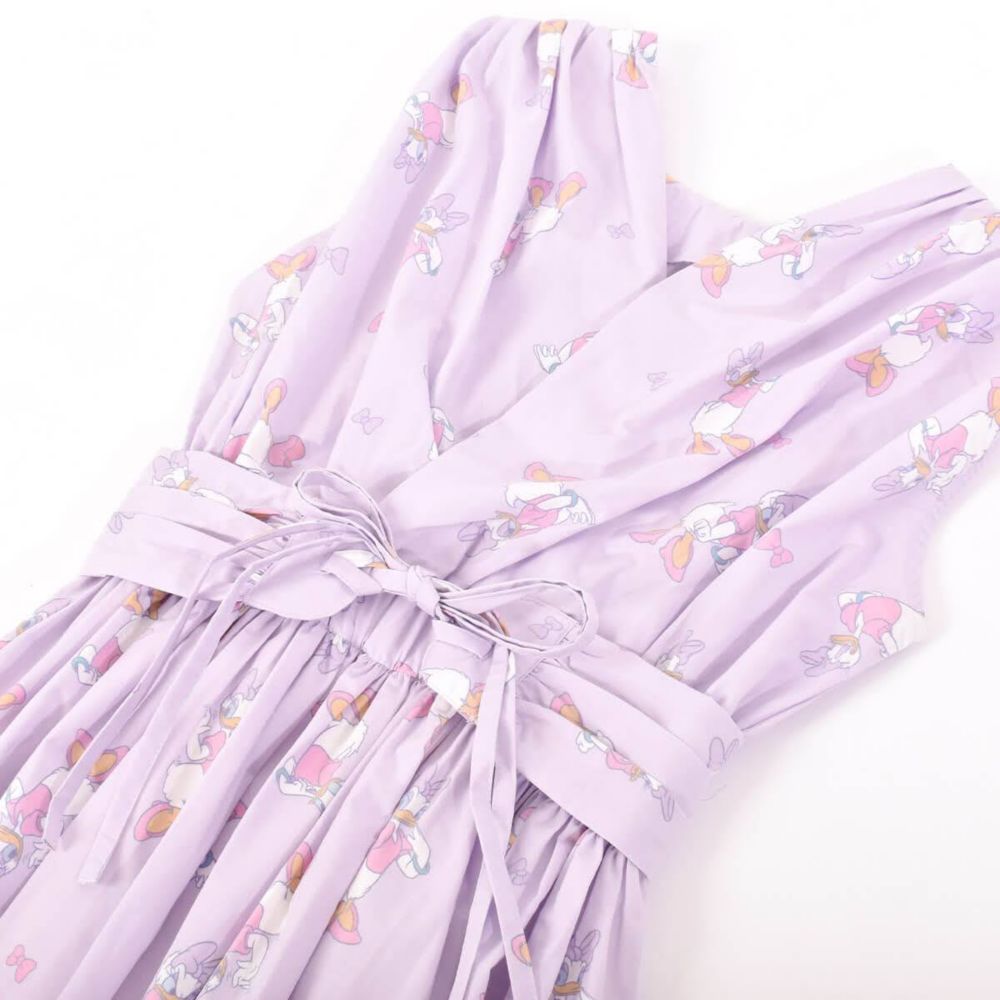 公式 ショップディズニー デイジーダック 総柄ワンピース comb