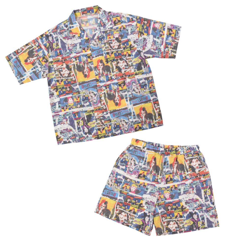 公式 ショップディズニー ディズニーヴィランズ 総柄ショートパンツ comb