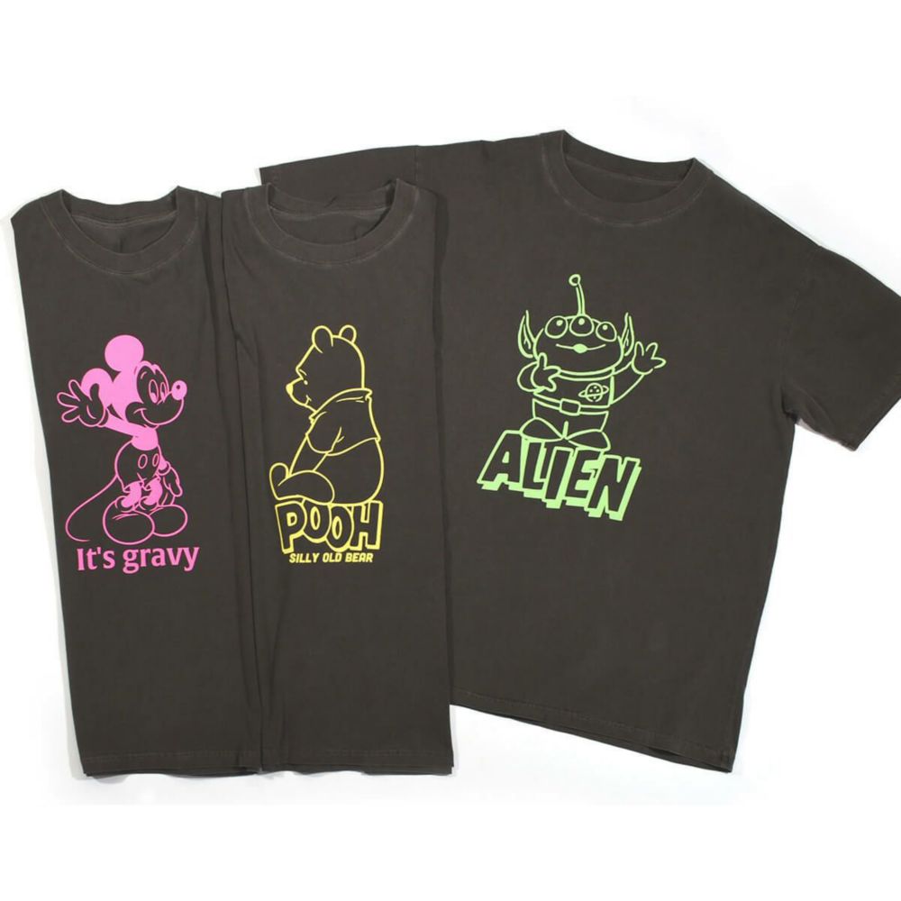 【Disney】三匹の子ぶた/ネオン/Tシャツ(PONEYCOMB TOKYO)