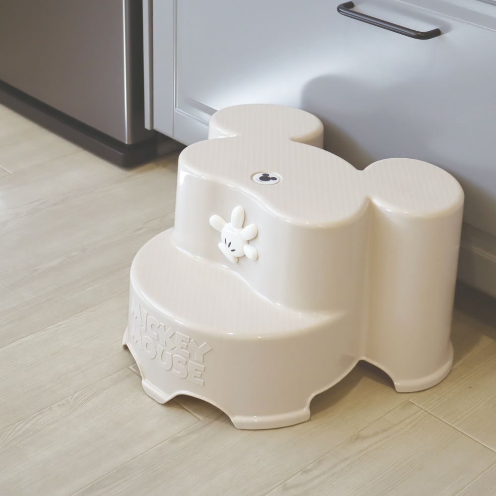 ミッキーマウス　キャラ・ステップ２段　BE