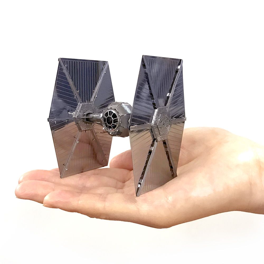 スター・ウォーズ メタリックナノパズル  「TIE ファイター」