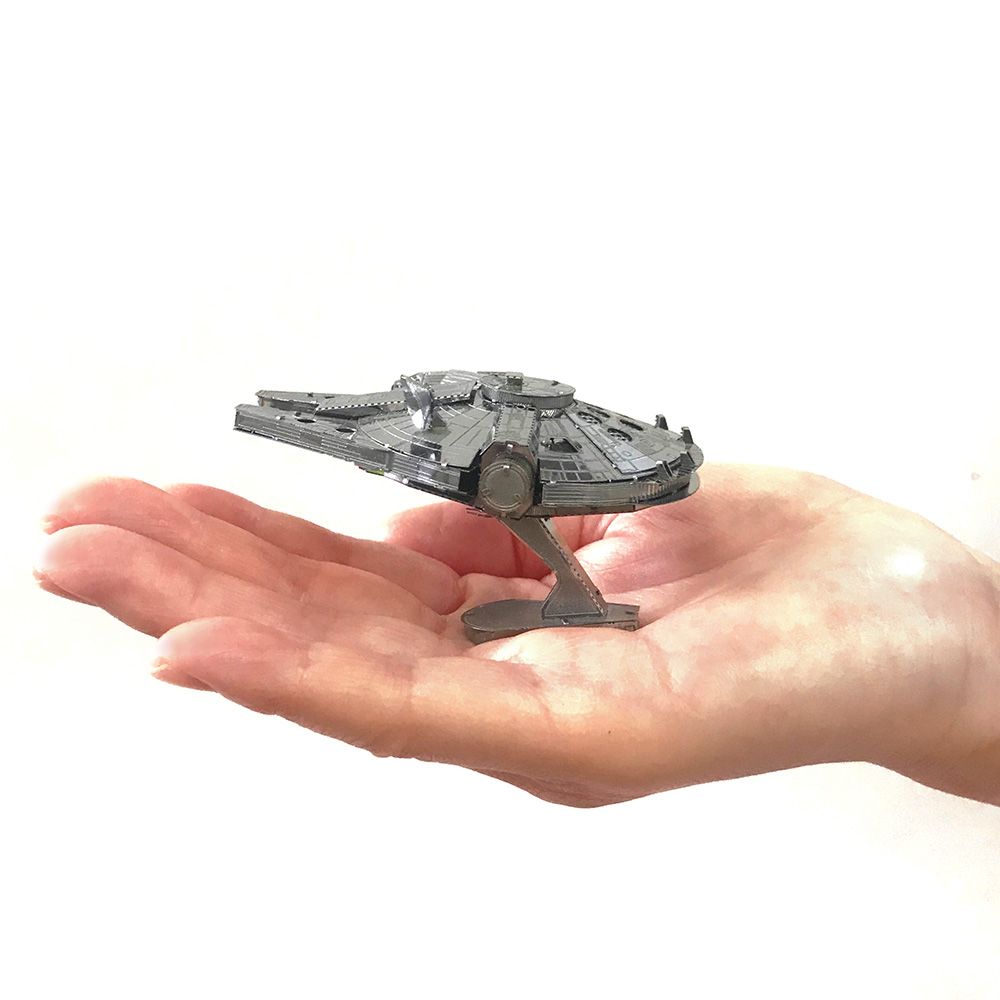 スター・ウォーズ メタリックナノパズル  「ミレニアム・ファルコン」