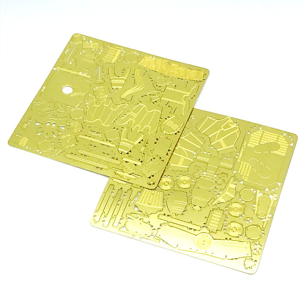 スター・ウォーズ メタリックナノパズル  ゴールド シリーズ「C-3PO」