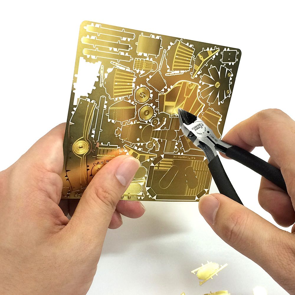 スター・ウォーズ メタリックナノパズル  ゴールド シリーズ「C-3PO」