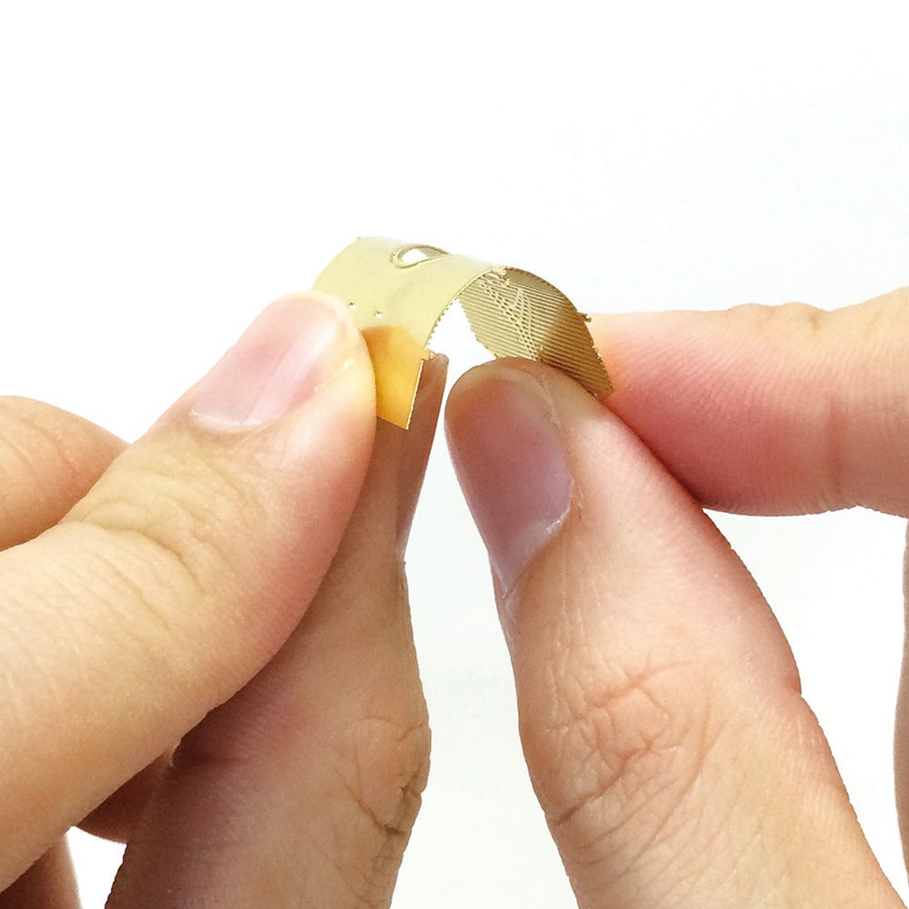 スター・ウォーズ メタリックナノパズル  ゴールド シリーズ「C-3PO」