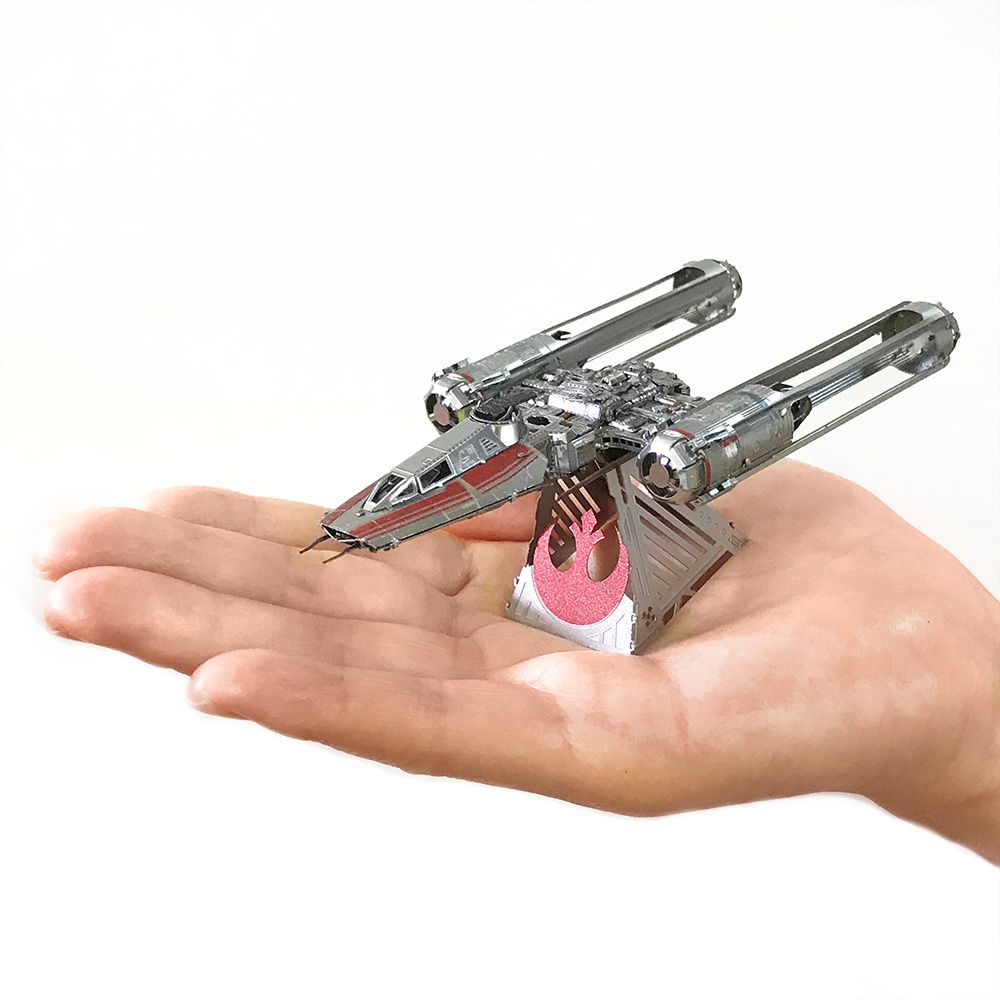 スター・ウォーズ メタリックナノパズル  マルチカラー シリーズ「ZORII&rsquo;S Y-WING FIGHTER」