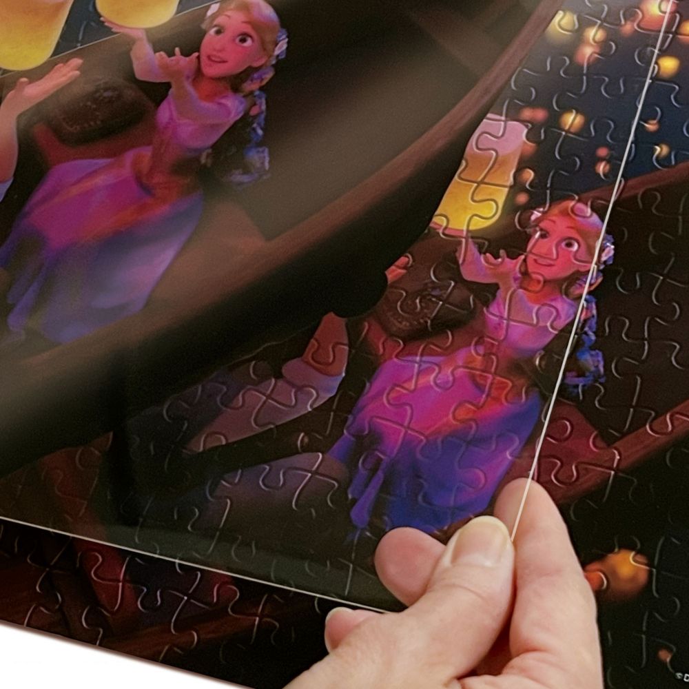塔の上のラプンツェル ジグソーパズル 200ピース「塔の上のラプンツェル〈フィルム・アート・ギャラリー〉」