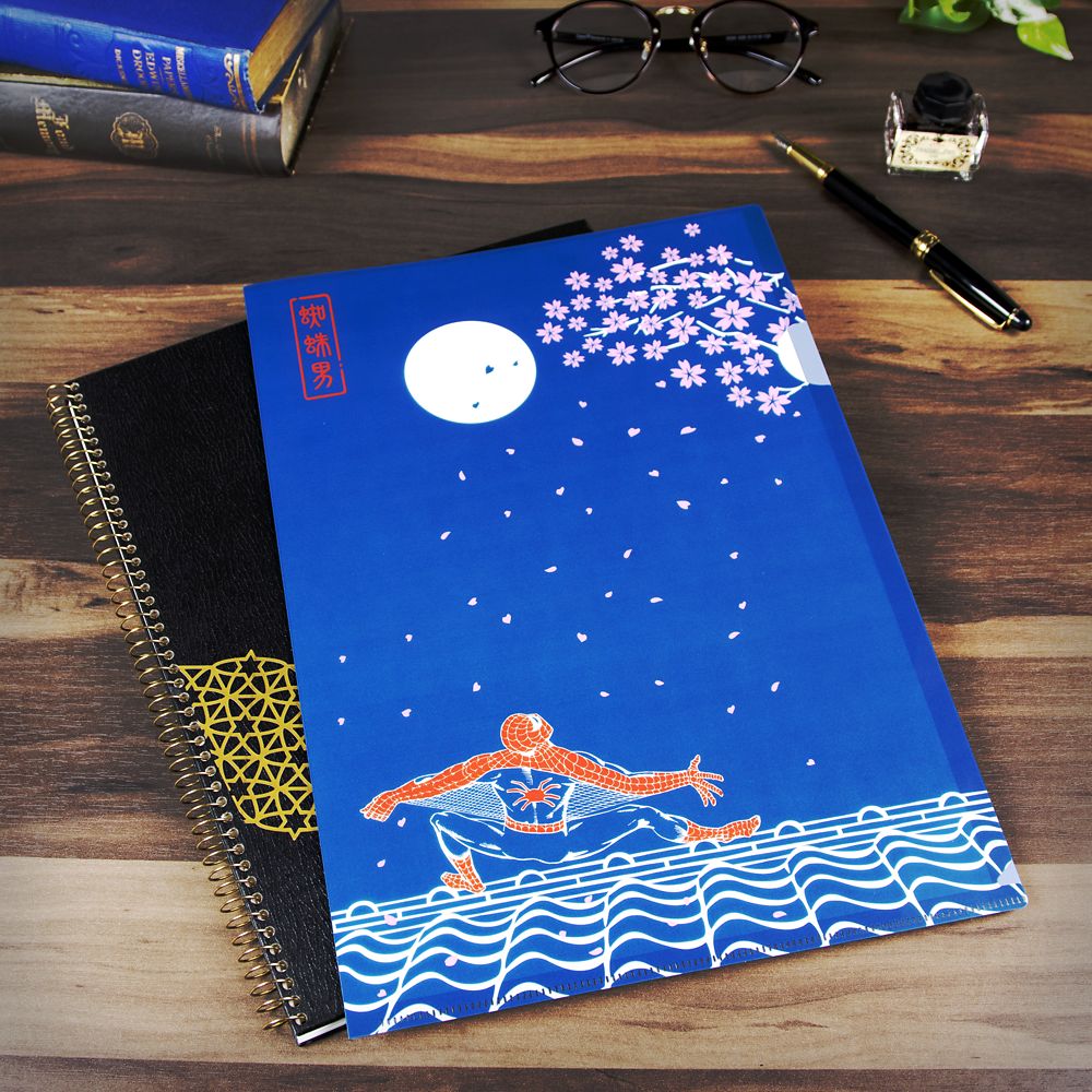 MARVEL　クリアファイル ①スパイダーマン 月に桜