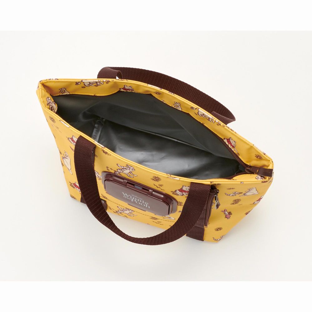 スケーター　ウェットティッシュポケット付きランチバッグ くまのプーさん  ＫＣＬＢＰ１