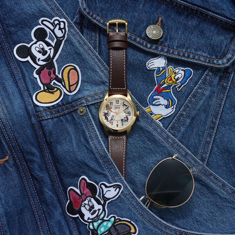 シチズン　センセーショナルシックス　AW0093-04W