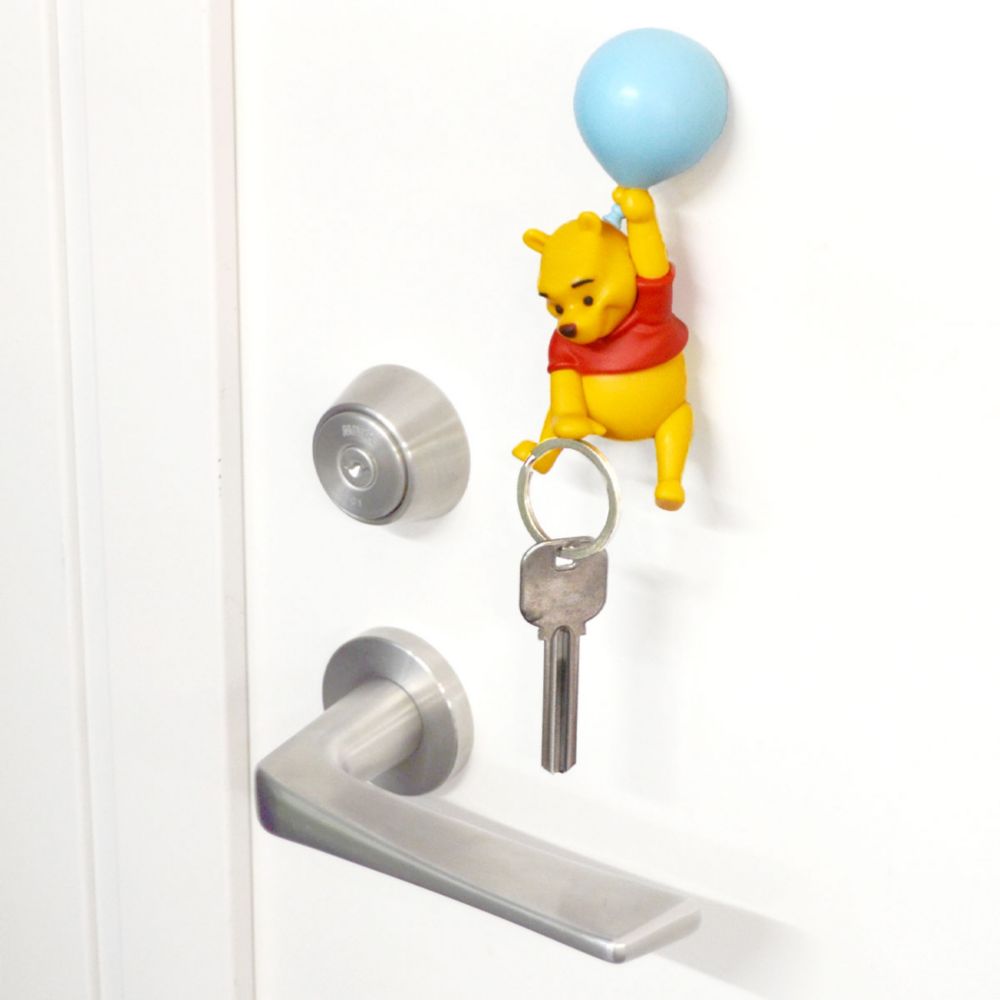 公式 ショップディズニー マグネットキーキャッチャー プーさん