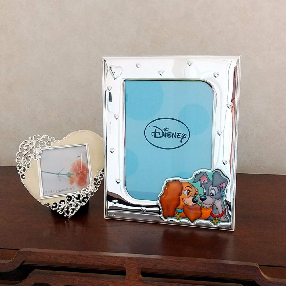 【イタリア直輸入】VALENTI　フォトフレーム　シルバー加工　わんわん物語　ブルー（ハートレリーフ）　D330 4LC　13x18cm 　2L判