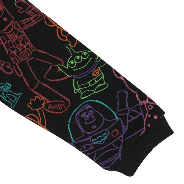 【ベビードール】トイ・ストーリー 裏毛総柄ドッキングロンパース 0005B / ベビーサイズ 赤ちゃん 出産祝い 贈り物 プレゼント リンクコーデ ペアルック 親子コーデ ベビー服 ウッディ バズ・ライトイヤー ハム リトルグリーンメン ポテトヘッド グリーンアーミーメン