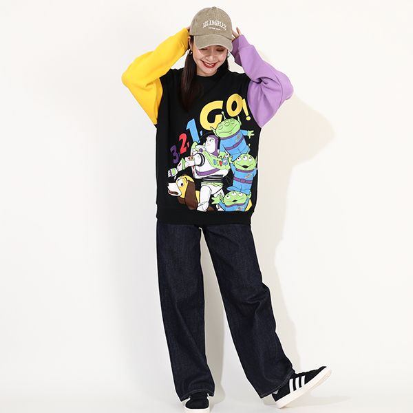 【ベビードール】親子お揃い トイ・ストーリー キャラクター裏起毛トレーナー 0039A / ウッディ バズ・ライトイヤー レックス スリンキー エイリアン トップス 長袖 クルーネック リンクコーデ あたたかい 大人 ユニセックス 男女兼用 レディース メンズ