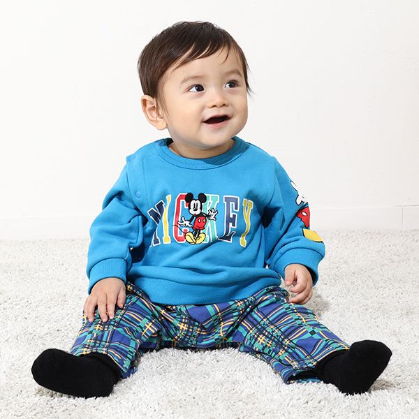 【ベビードール】ミッキー サテンロゴ ロンパース 0098B / ベビーサイズ ベビー服 ファミリーコーデ おそろい ドッキングデザイン スウェット素材 股下スナップボタン