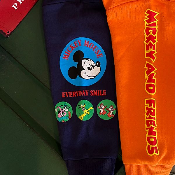 【ベビードール】ミッキー キャラクター集合トレーナー 0126K / ベビーサイズ キッズ プルオーバー スウェット素材 フード無し 長袖