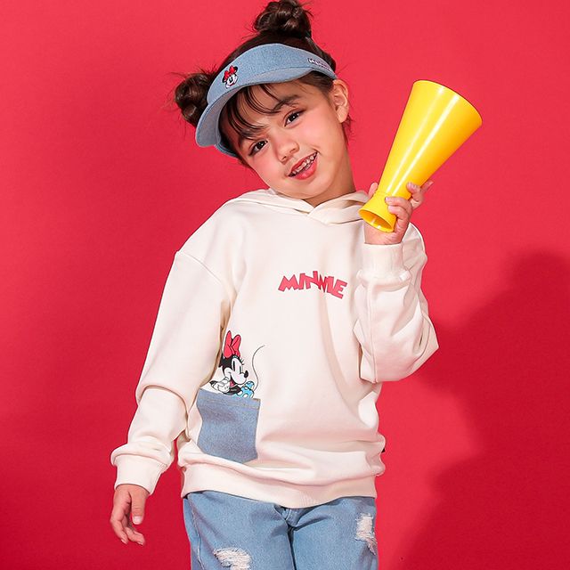 【ベビードール】ミニー デイジー 親子お揃い デニムポケットパーカー 0197K / ベビーサイズ キッズ リンクコーデ ペアルック 親子コーデ トップス 長袖 プルオーバー スウェット 肩落ちデザイン ドロップショルダー