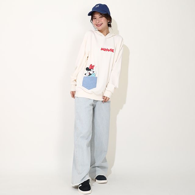 【ベビードール】ミニー デイジー 親子お揃い デニムポケット パーカー 0197A / 大人 ユニセックス 男女兼用 リンクコーデ ペアルック 親子コーデ 長袖 トップス トレンド プルオーバー スウェット 肩落ちデザイン ドロップショルダー