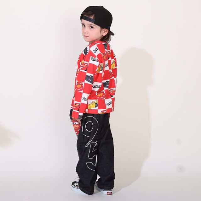 【ベビードール】カーズ ボックス総柄ロンT 0220K / ベビーサイズ キッズ 天竺素材 トップス 長袖 クルーネック カットソー ライトニング・マックィーン クルーズ・ラミレス ジャクソン・ストーム クロスロード