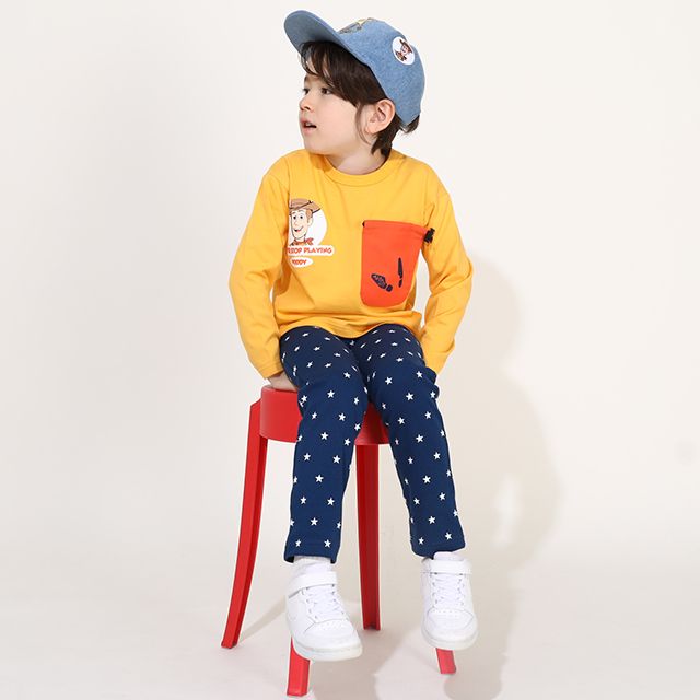 【ベビードール】ウッディ 巾着ポケット ロンT 0230K / トイ・ストーリー ベビーサイズ キッズ トップス 長袖 クルーネック カットソー