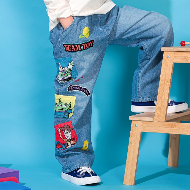 【ベビードール】トイ・ストーリー ポケット付 デニムロングパンツ 0231K / ウッディ バズ・ライトイヤー エイリアン ベビーサイズ キッズ 長ズボン ボトムス ジーンズ ジーパン ストレート ウエスト総ゴム ゴム穴付 ポケット