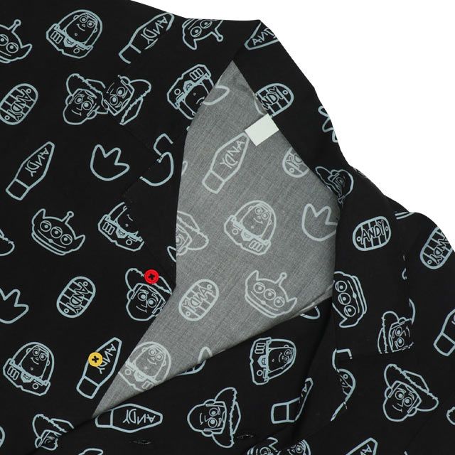 【ベビードール】親子お揃い トイ・ストーリー 総柄半袖シャツ 0399A （ボトムス別売り） / 大人 ユニセックス 男女兼用 リンクコーデ ペアルック 親子コーデ トップス 羽織り 半袖 開襟 オープンカラー 配色ボタン レーヨン素材 セットアップアイテム