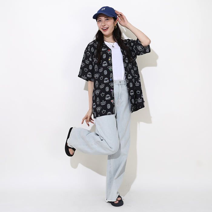 【ベビードール】親子お揃い トイ・ストーリー 総柄半袖シャツ 0399A （ボトムス別売り） / 大人 ユニセックス 男女兼用 リンクコーデ ペアルック 親子コーデ トップス 羽織り 半袖 開襟 オープンカラー 配色ボタン レーヨン素材 セットアップアイテム