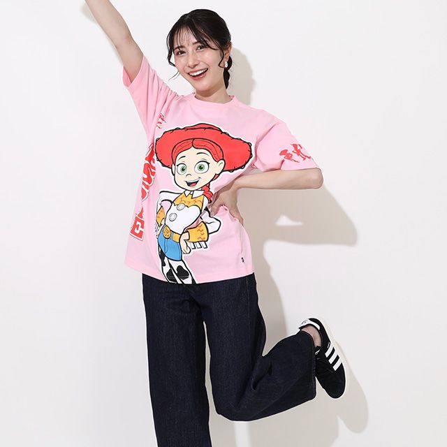 【ベビードール】ジェシー 親子お揃い 蓄光キャラクターTシャツ 0400A / トイ・ストーリー 大人 ユニセックス 男女兼用 リンクコーデ ペアルック 親子コーデ トップス 半袖 クルーネック カットソー 暗いところで光る 天竺素材