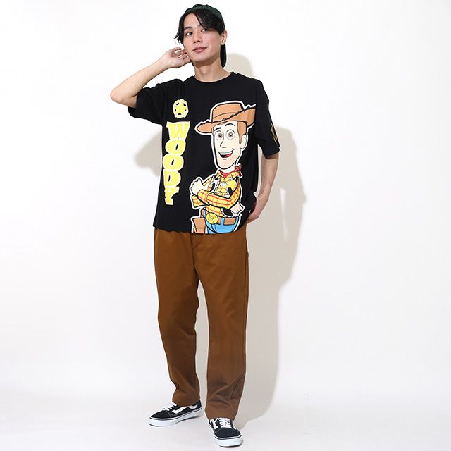 【ベビードール】ウッディ 親子お揃い 蓄光キャラクターTシャツ 0400A / トイ・ストーリー 大人 ユニセックス 男女兼用 リンクコーデ ペアルック 親子コーデ トップス 半袖 クルーネック カットソー 暗いところで光る 天竺素材