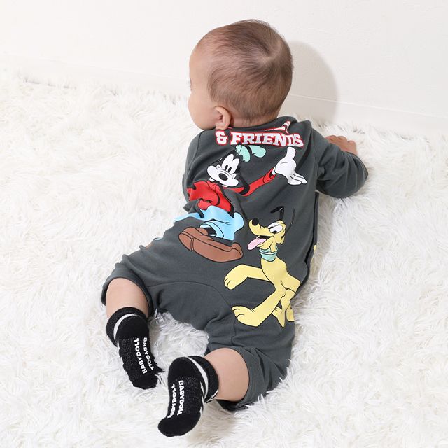 【ベビードール】ミッキー＆フレンズ BIGプリントロンパース 0634B / 70-80cm ベビーサイズ 赤ちゃん 出産祝い 贈り物 プレゼント ベビー服 つなぎ 長袖 ミッキーマウス ミニーマウス デイジー ドナルド グーフィー プルート