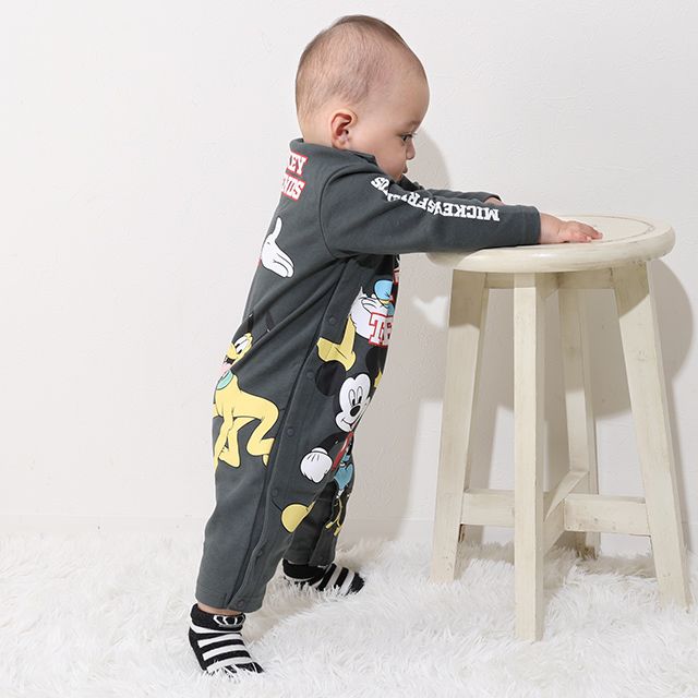【ベビードール】ミッキー＆フレンズ BIGプリントロンパース 0634B / 70-80cm ベビーサイズ 赤ちゃん 出産祝い 贈り物 プレゼント ベビー服 つなぎ 長袖 ミッキーマウス ミニーマウス デイジー ドナルド グーフィー プルート