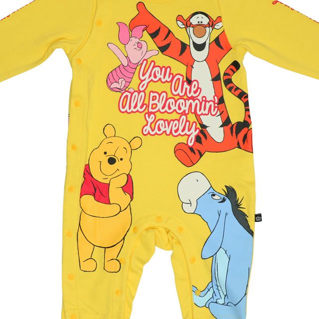 【ベビードール】くまのプーさん BIGプリントロンパース 0634B / 70-80cm ベビーサイズ 赤ちゃん 出産祝い 贈り物 プレゼント ベビー服 つなぎ 長袖 プー ピグレット ティガー イーヨー オウル ラビット