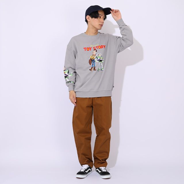 【ベビードール】ウッディ バズ 親子お揃い 袖キャラクタートレーナー 0834A / 大人 ユニセックス 男女兼用 トップス 長袖 スウェット クルーネック リンクコーデ ペアルック 親子コーデ