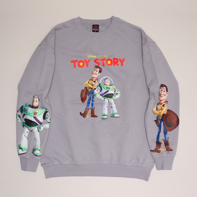 【ベビードール】ウッディ バズ 親子お揃い 袖キャラクタートレーナー 0834A / 大人 ユニセックス 男女兼用 トップス 長袖 スウェット クルーネック リンクコーデ ペアルック 親子コーデ