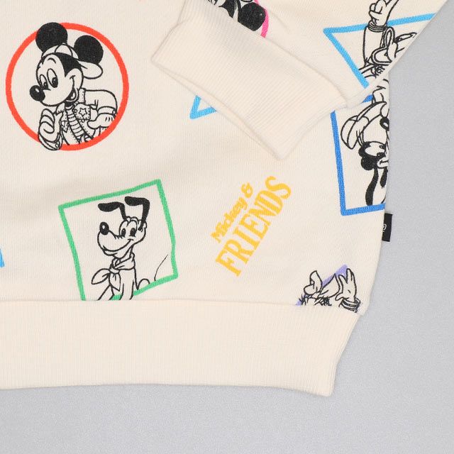 【ベビードール】ミッキー＆フレンズ 親子お揃い キャラクター総柄トレーナー 0903K / ベビーサイズ キッズ リンクコーデ ペアルック 親子コーデ トップス 長袖 プルオーバー 春秋冬