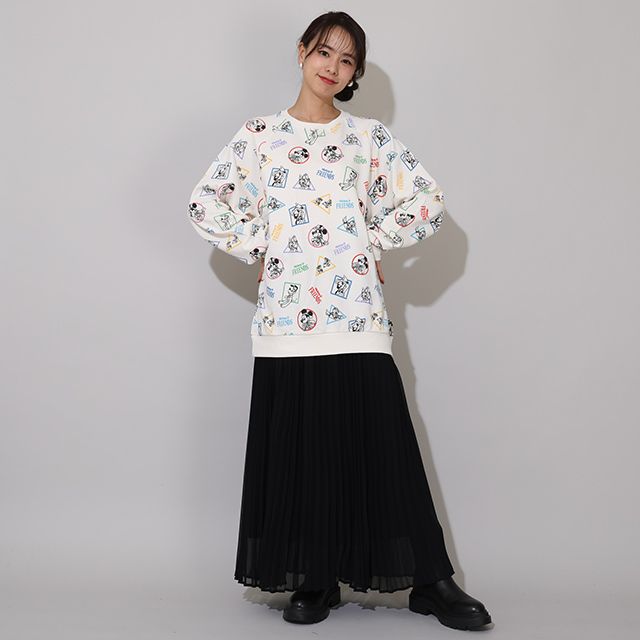 【ベビードール】ミッキー＆フレンズ 親子お揃い キャラクター総柄トレーナー 0903A / 大人 ユニセックス 男女兼用 リンクコーデ ペアルック 親子コーデ トップス 長袖 プルオーバー 春秋冬