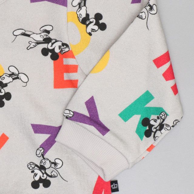 【ベビードール】ミッキー カラフル総柄ロンパース 0905B / ベビーサイズ 赤ちゃん 出産祝い 贈り物 プレゼント ベビー服 長袖 つなぎ デニム風 スウェット リンクコーデ ペアルック 親子コーデ