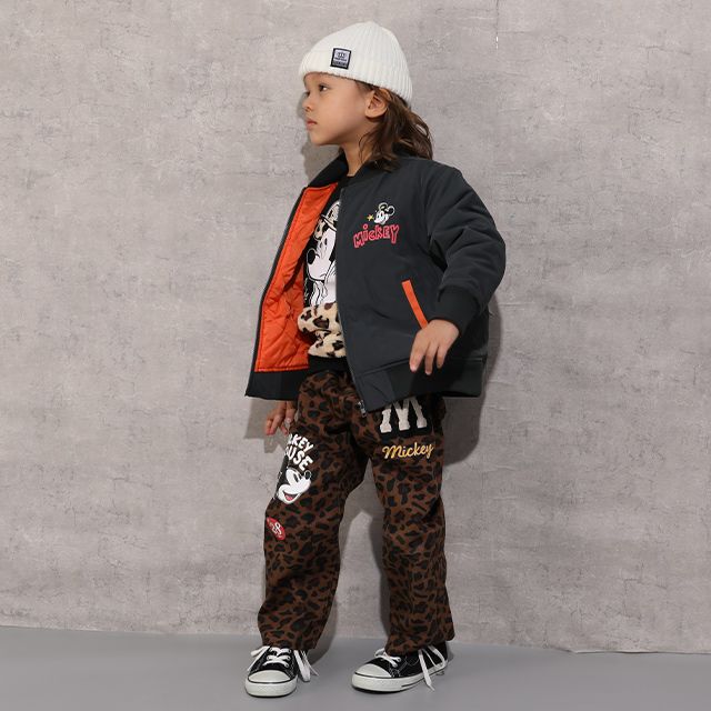 【ベビードール】ミッキー ワッペンデニムロングパンツ 1017K / ベビーサイズ キッズ ボトムス 長ズボン ジーパン ジーンズ ツイルパンツ ワイドパンツ アニマル柄 ヒョウ柄 ダメージ加工 ウエスト総ゴム ゴム穴付き フェイクボタン ベルトループ リンクコーデ ペアルック