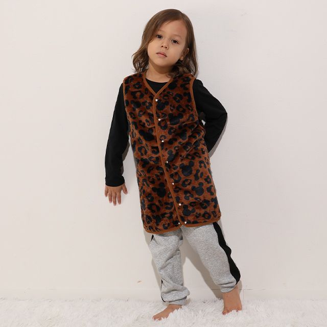 【ベビードール】ミッキー アニマル総柄着る毛布 1207K / 50cm-130cm ベビーサイズ キッズ フリースベスト ジレ アニマル柄 ヒョウ柄 お部屋着 寝間着 あったか シャギーボア素材 もこもこ 防寒 寝冷え対策