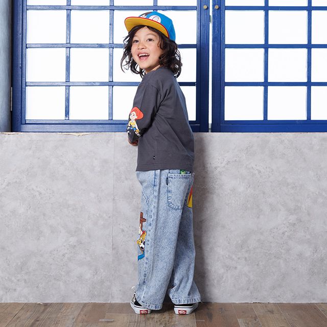 【ベビードール】バズ 親子お揃い キャラクターロンT 1271K / ベビーサイズ キッズ リンクコーデ ペアルック 親子コーデ トップス 長袖 Tシャツ クルーネック スウェット 天竺素材 ウッディ ジェシー