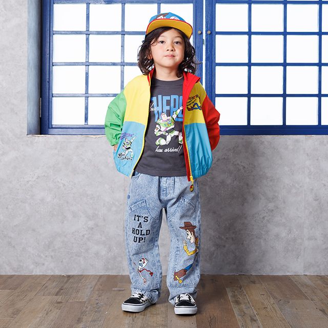 【ベビードール】バズ 親子お揃い キャラクターロンT 1271K / ベビーサイズ キッズ リンクコーデ ペアルック 親子コーデ トップス 長袖 Tシャツ クルーネック スウェット 天竺素材 ウッディ ジェシー