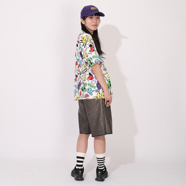 【ベビードール】ミッキー＆フレンズ 親子お揃い カラフル総柄Tシャツ 1333A / 大人 ユニセックス 男女兼用 リンクコーデ ペアルック 親子コーデ トップス 半袖 クルーネック カットソー